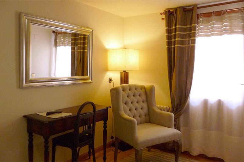 Hostal Vidaller Биелса Екстериор снимка