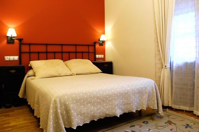 Hostal Vidaller Биелса Екстериор снимка